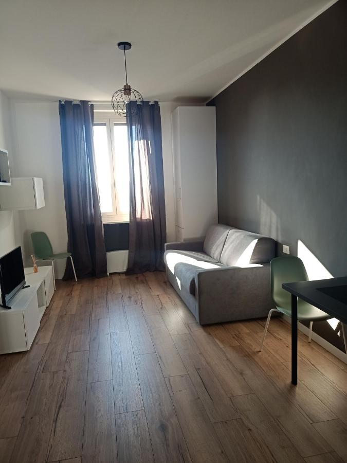 Tiny Bengasi Apartment 都灵 外观 照片